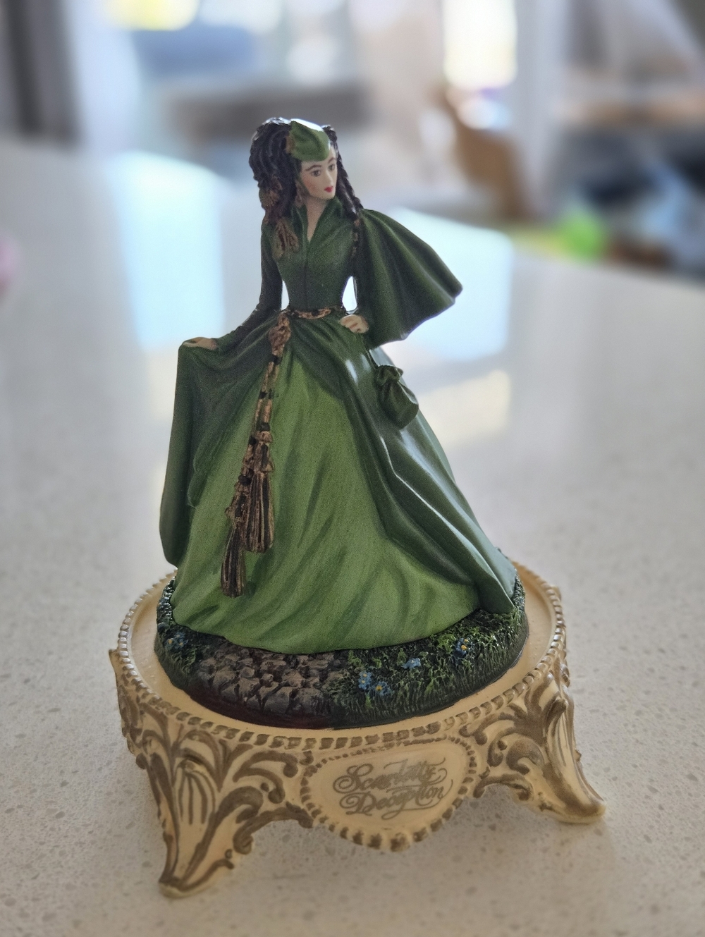 Vintage Scarlett's Deception Scarlett O'Hara ltd gone with the wind figurine